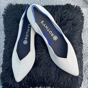 Rothy’s “The Point” in Flax Birdseye size 9.5